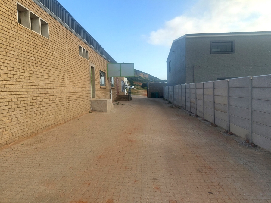 Commercial Property for Sale in Diaz Industria Western Cape